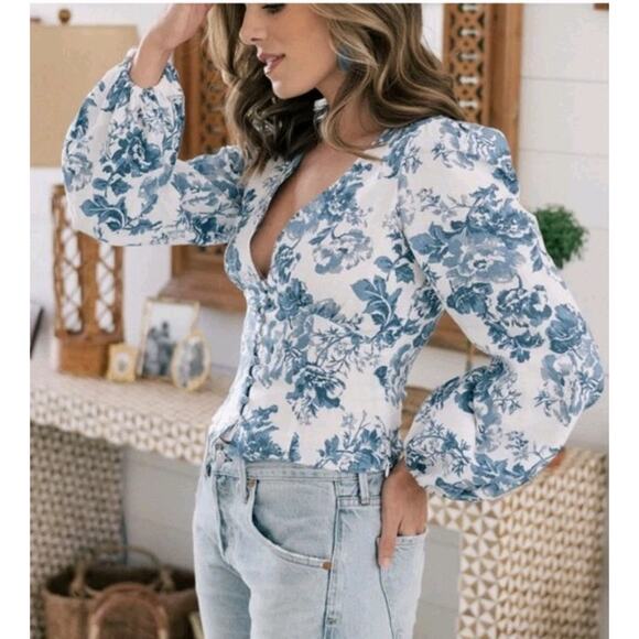 Reformation Aryn Linen Floral Top Balloon Sleeves Size 4 Romantic - Picture 4 of 15